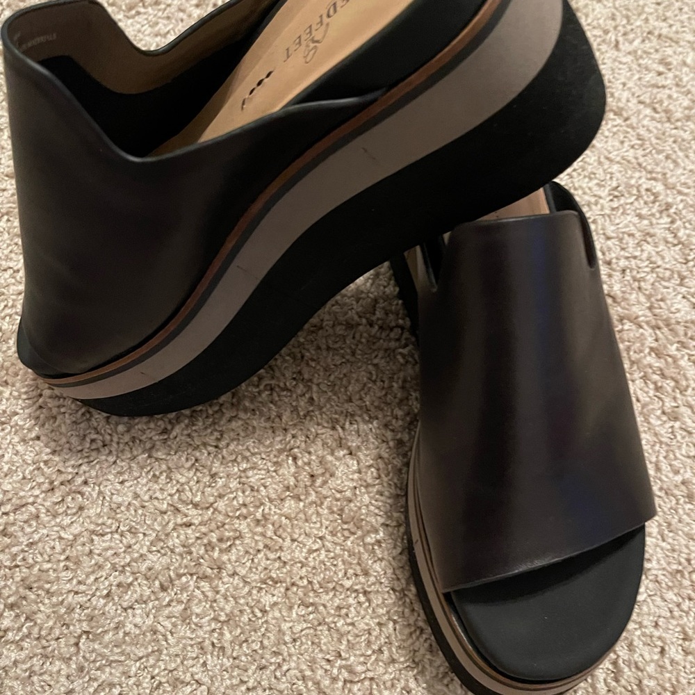 Naked Feet Wedges